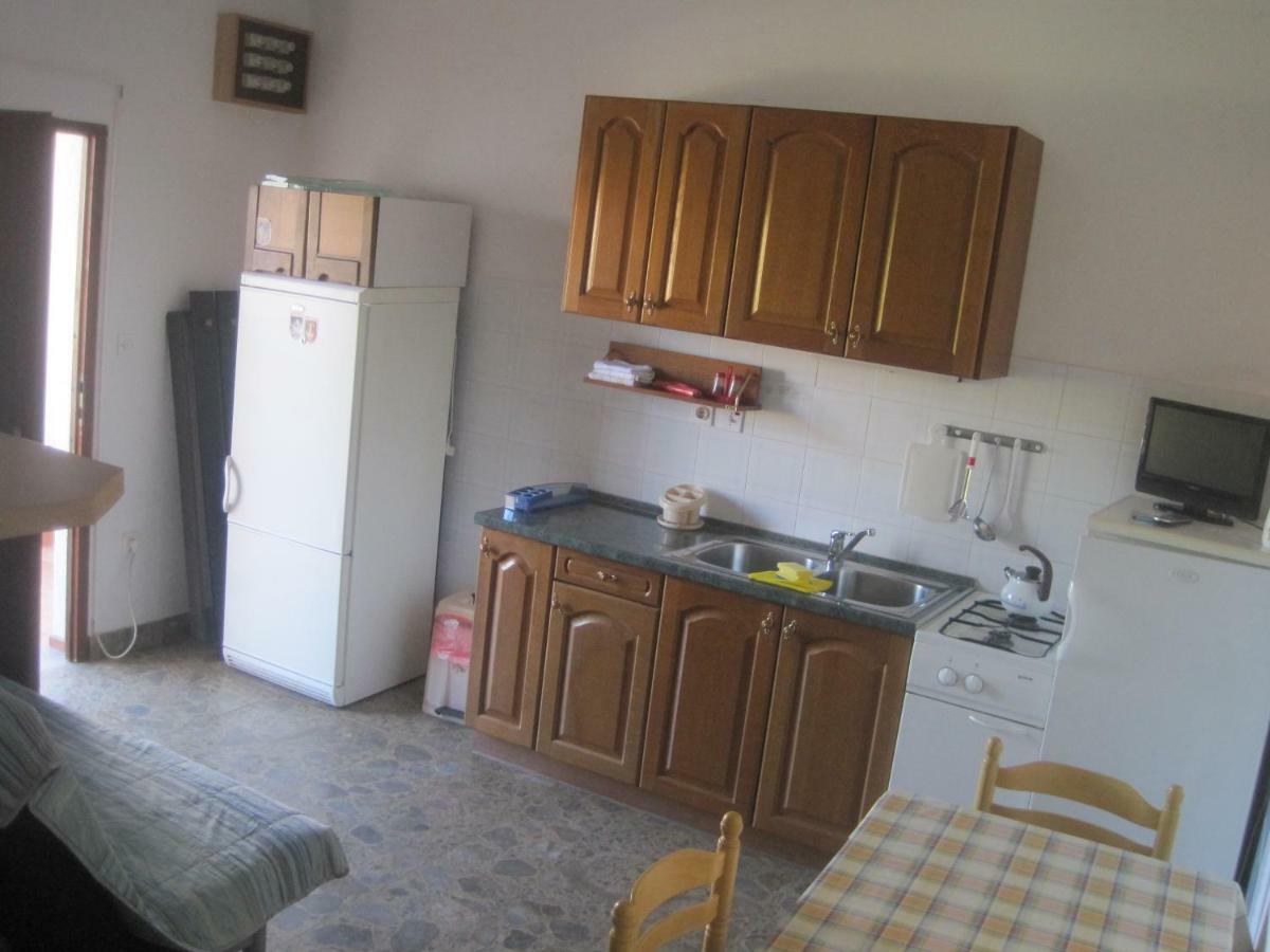 Apartments Ivan Perkov Tomas Bilo プリモシュテン エクステリア 写真