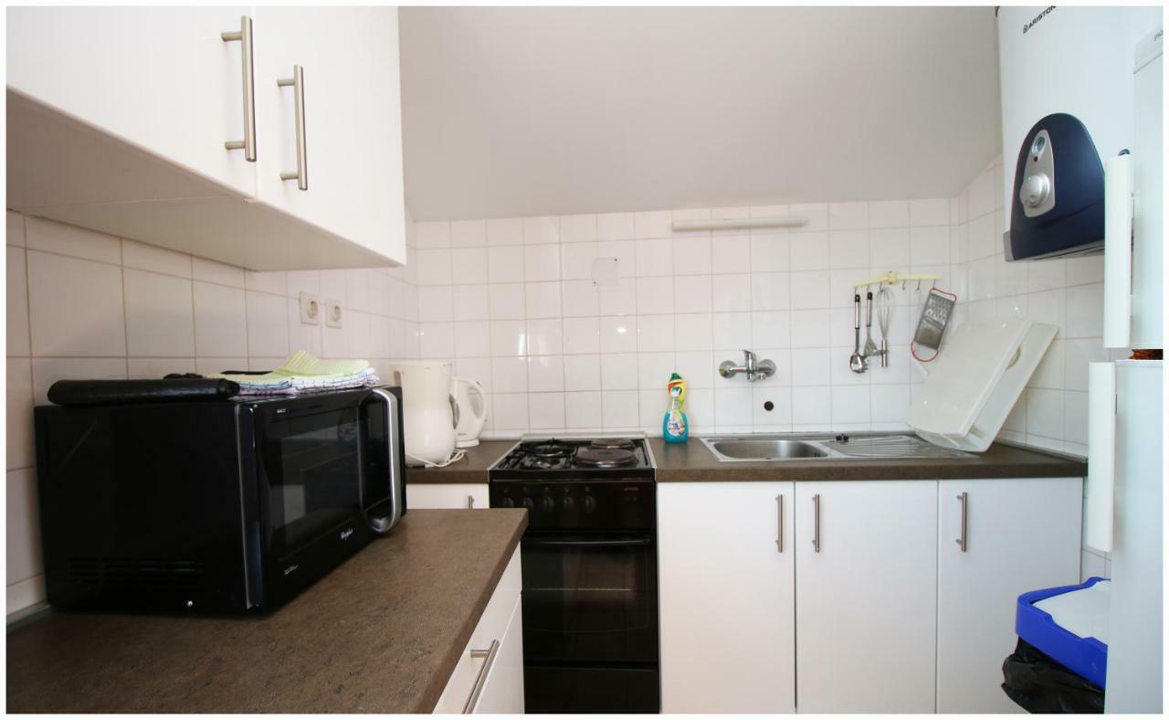 Apartments Ivan Perkov Tomas Bilo プリモシュテン エクステリア 写真
